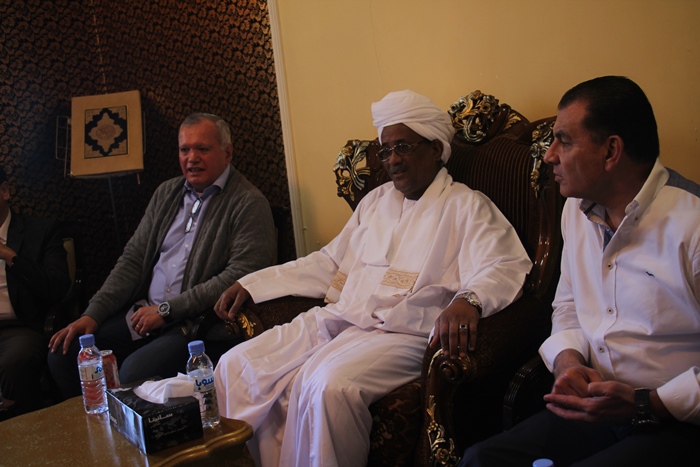 لقاء وفد الدبلوماسية الشعبية بمساعد البشير - تصوير: آية أمان